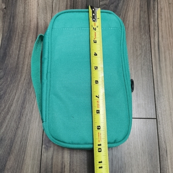 GREEN zipper storage bag - Picture 15 of 16
